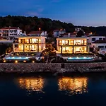 Vila Anita Veli Iž